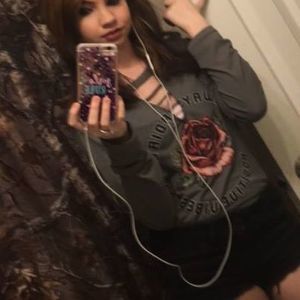 Meet your Posher, Abby